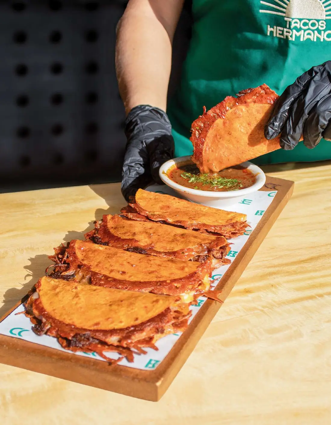 Quesabirrias, Tacos Hermanos